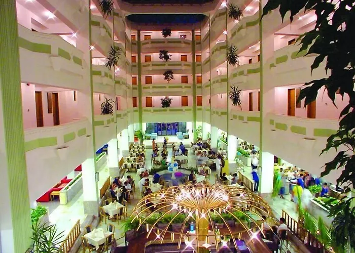 فندق Sunshine 4*