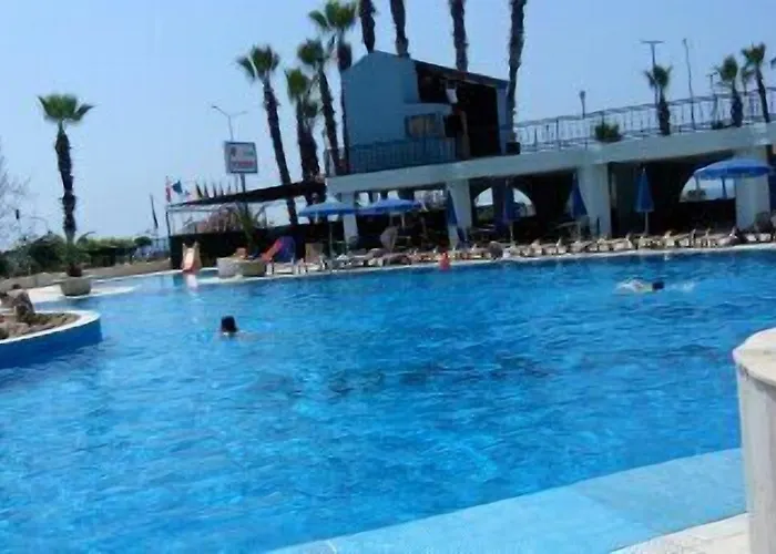 فندق Sunshine 4*