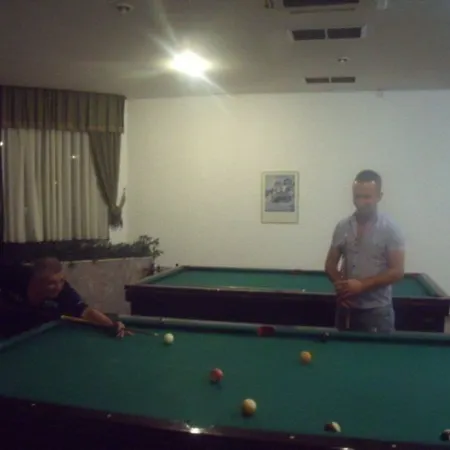 Sunshine Hotel